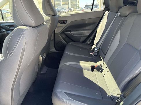 New 2025 Subaru Crosstrek 2.0i Premium image 24