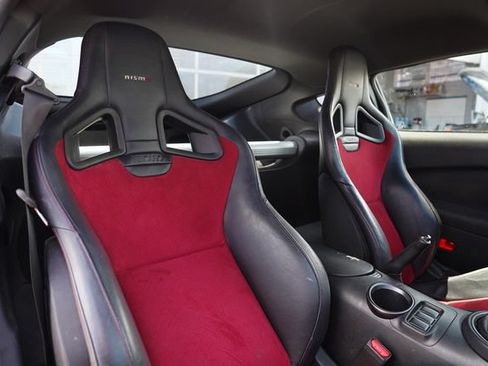 Used 2015 Nissan 370Z NISMO RWD image 14