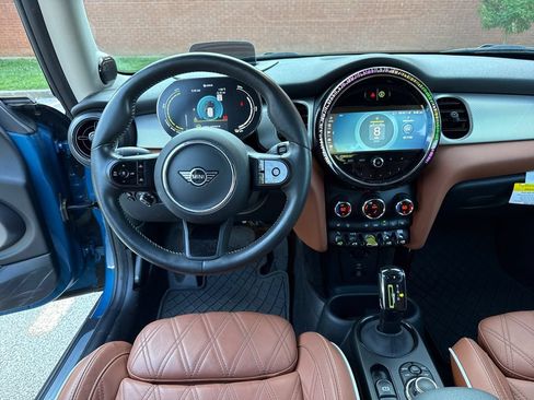 Used 2024 MINI Cooper SE FWD image 22