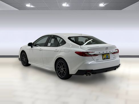 New 2026 Toyota Camry LE FWD image 2