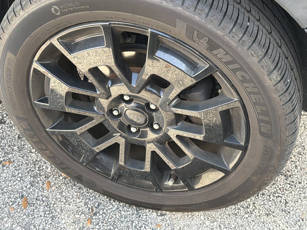 Used 2022 Kia Telluride EX w/ EX Premium Package AWD/4WD image 9