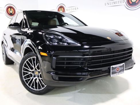 Used 2022 Porsche Cayenne Platinum Edition AWD/4WD image 9