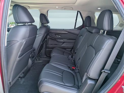 New 2026 Honda Pilot Touring image 12