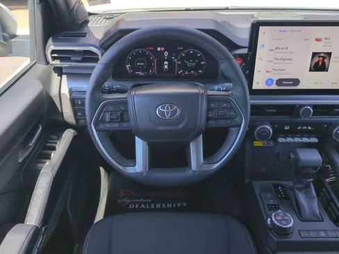 Used 2024 Toyota Tacoma TRD Off-Road w/ TRD Off Road Upgrade Package AWD/4WD image 16