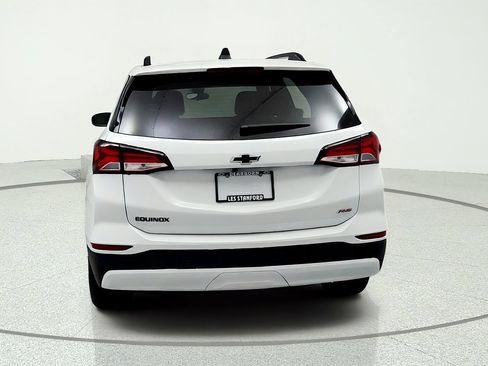 Used 2024 Chevrolet Equinox RS FWD image 4
