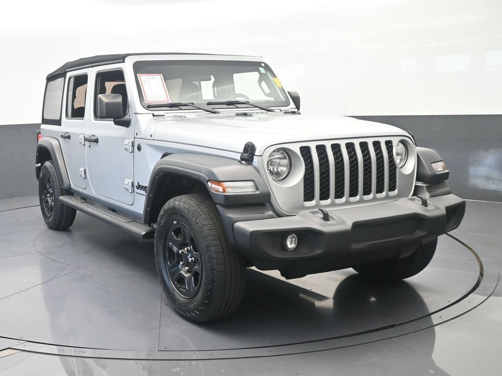 Used 2024 Jeep Wrangler Unlimited Sport AWD/4WD image 9
