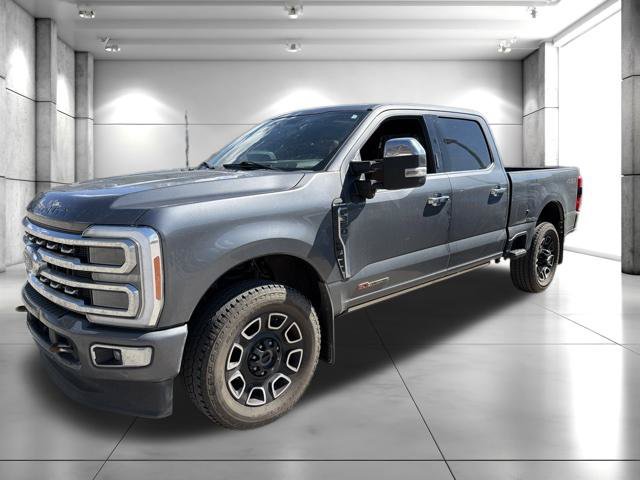 Used 2023 Ford F350 Platinum AWD/4WD image 3