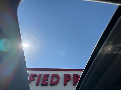 Used 2024 Hyundai Elantra Limited image 40