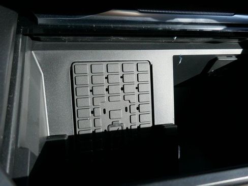 New 2026 Ford F350 Platinum w/ FX4 Off-Road Package image 21