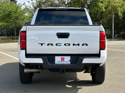 Used 2025 Toyota Tacoma SR5 RWD image 5