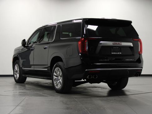Used 2023 GMC Yukon XL Denali image 6