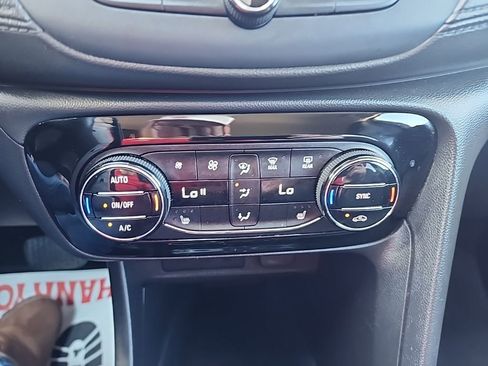 Used 2021 Buick Encore GX Select w/ Sport Touring Package image 13