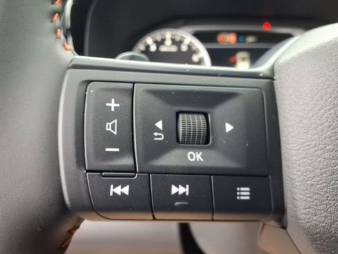 New 2026 Nissan Pathfinder SV image 20