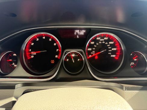 Used 2016 GMC Acadia SLT w/ Open Road Package image 14