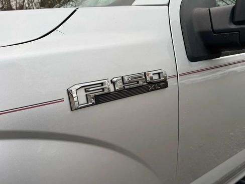 Used 2015 Ford F150 XLT AWD/4WD image 10
