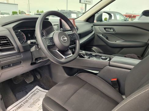 Used 2024 Nissan Rogue S AWD/4WD image 10