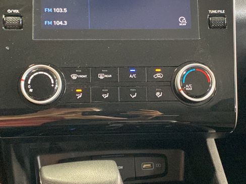 Used 2022 Hyundai Tucson SEL AWD/4WD image 18