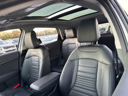 New 2025 Kia Sportage SX image 36