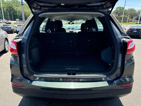 Used 2019 Chevrolet Equinox LS FWD image 24