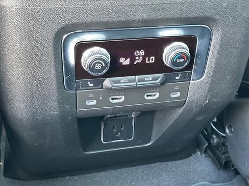 Certified 2023 GMC Yukon AT4 w/ AT4 Premium Package AWD/4WD image 16