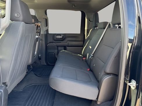 Used 2021 Chevrolet Silverado 2500 Custom w/ Custom Convenience Package image 17