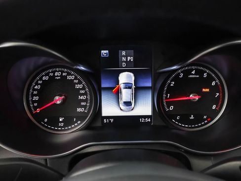 Used 2018 Mercedes-Benz C 300 4MATIC Sedan image 11