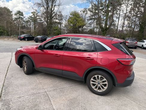 Used 2021 Ford Escape SE w/ Convenience Package image 6