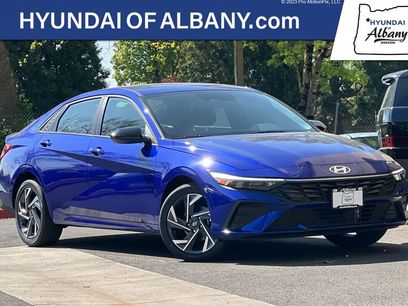 New 2025 Hyundai Elantra SEL