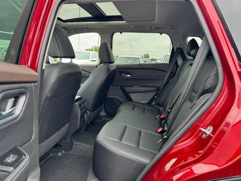 Certified 2023 Nissan Rogue SL w/ SL Premium Package AWD/4WD image 10