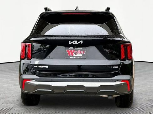 Used 2024 Kia Sorento SX AWD/4WD image 5