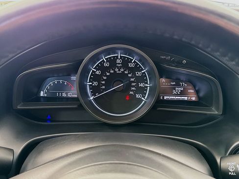 Used 2018 MAZDA MAZDA3 Touring image 34