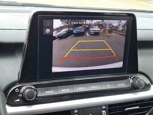 Certified 2024 Kia Forte LXS w/ LXS Technology Package image 19