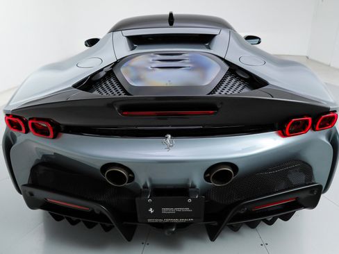 Certified 2022 Ferrari SF90 Stradale image 21