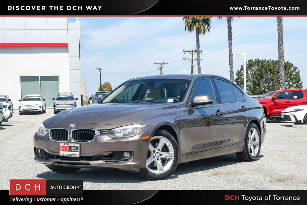 Used 2014 BMW 328i Sedan RWD image 1