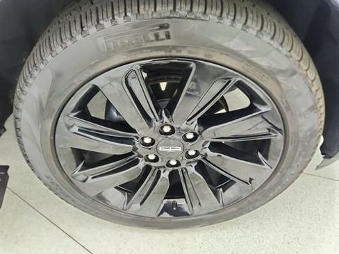 Used 2024 Lincoln Navigator L Black Label AWD/4WD image 62