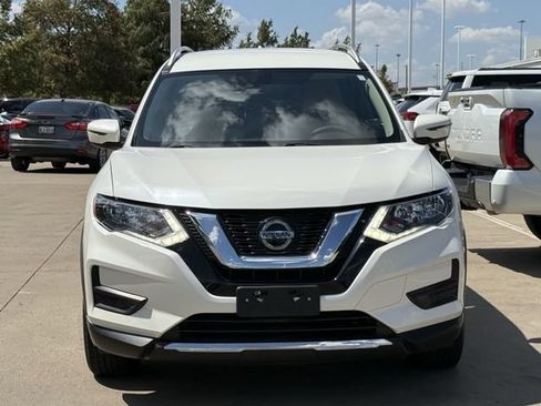 Used 2019 Nissan Rogue SV FWD image 8