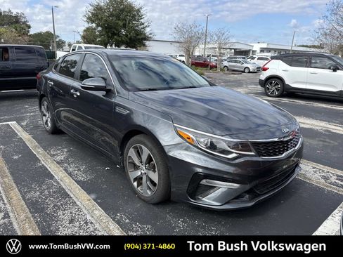 Used 2020 Kia Optima S image 1