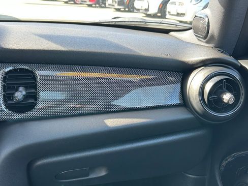 Used 2023 MINI Cooper S image 25