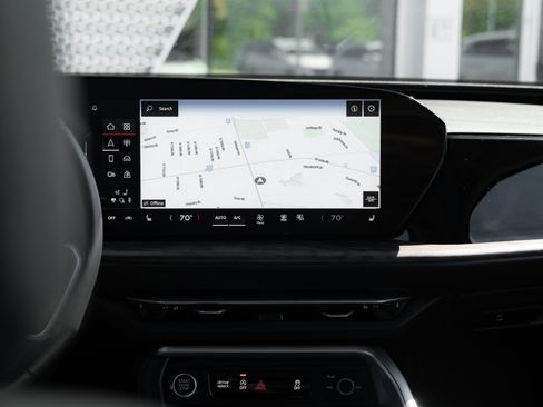 Certified 2025 Audi Q5 Premium w/ Premium Plus AWD/4WD image 13