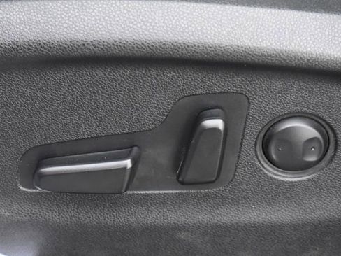 Used 2016 Kia Sorento EX w/ EX Touring Package image 24