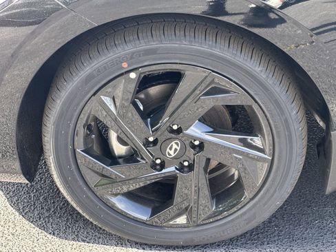 New 2026 Hyundai Elantra SEL Sport Premium FWD image 11