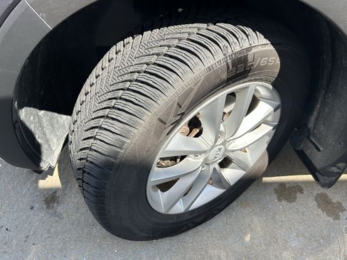 Used 2018 Kia Sorento FWD image 10