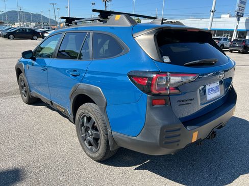 Used 2023 Subaru Outback Wilderness AWD/4WD image 7