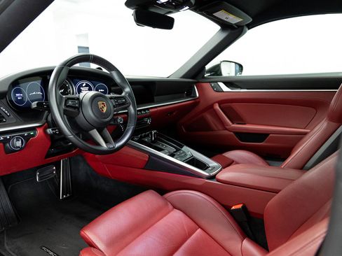 Used 2023 Porsche 911 Carrera S RWD image 21