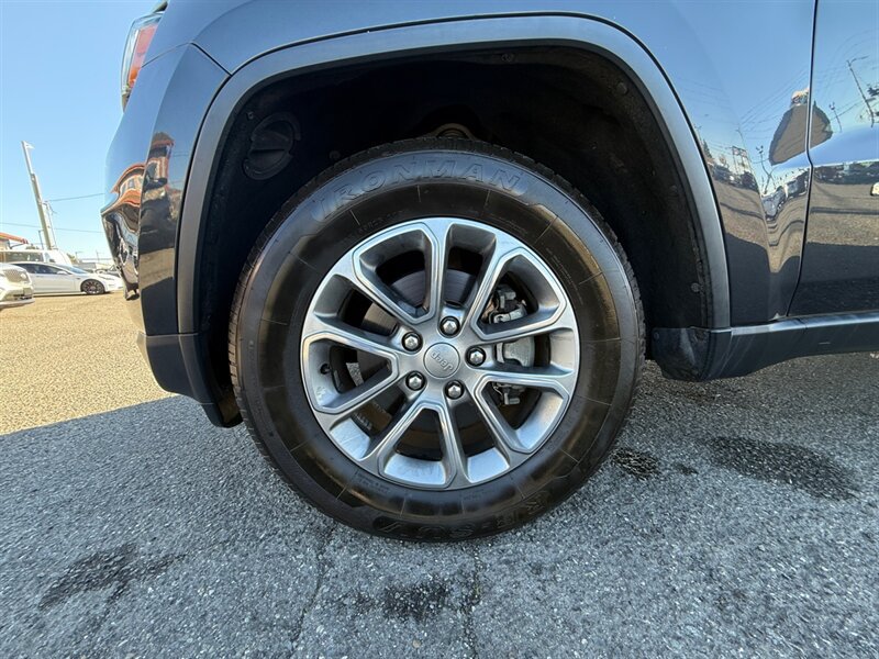Used 2016 Jeep Grand Cherokee Limited RWD image 32
