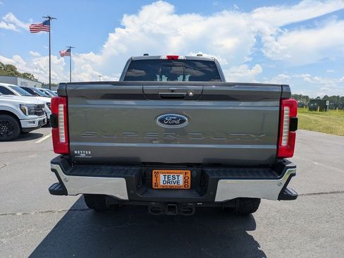 Used 2024 Ford F350 Lariat w/ Lariat Ultimate Package AWD/4WD image 5