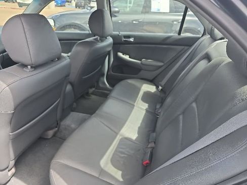 Used 2004 Honda Accord EX image 8