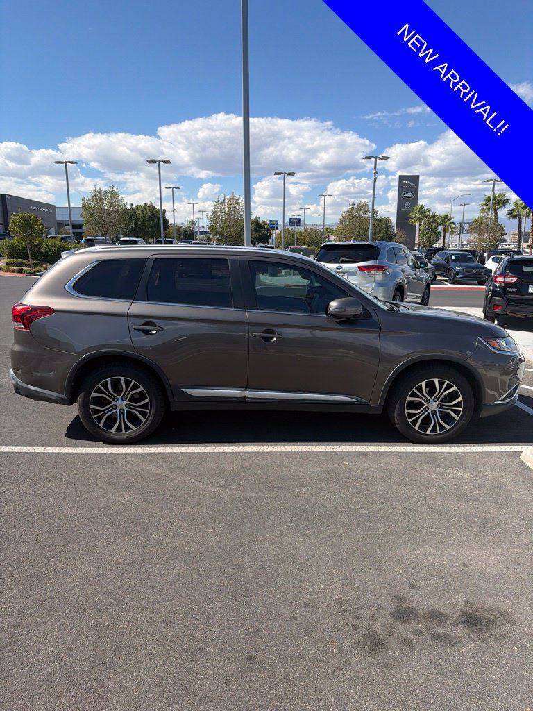 Used 2018 Mitsubishi Outlander SEL FWD image 4