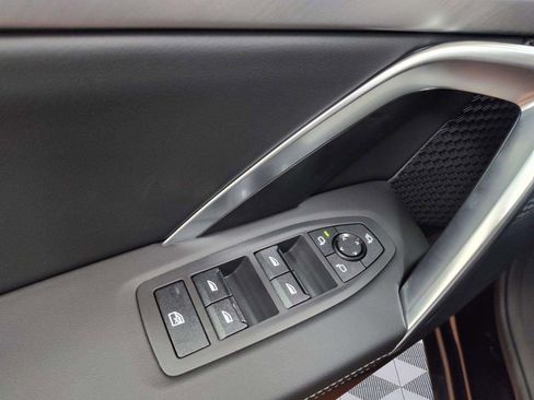 Used 2026 BMW X1 xDrive28i w/ Convenience Package image 12