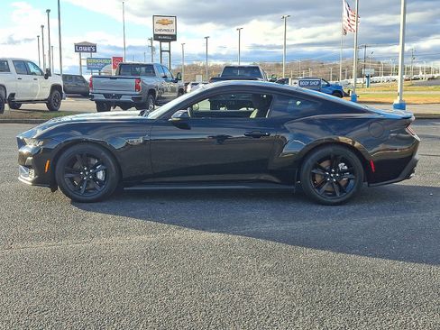 Used 2025 Ford Mustang GT image 7